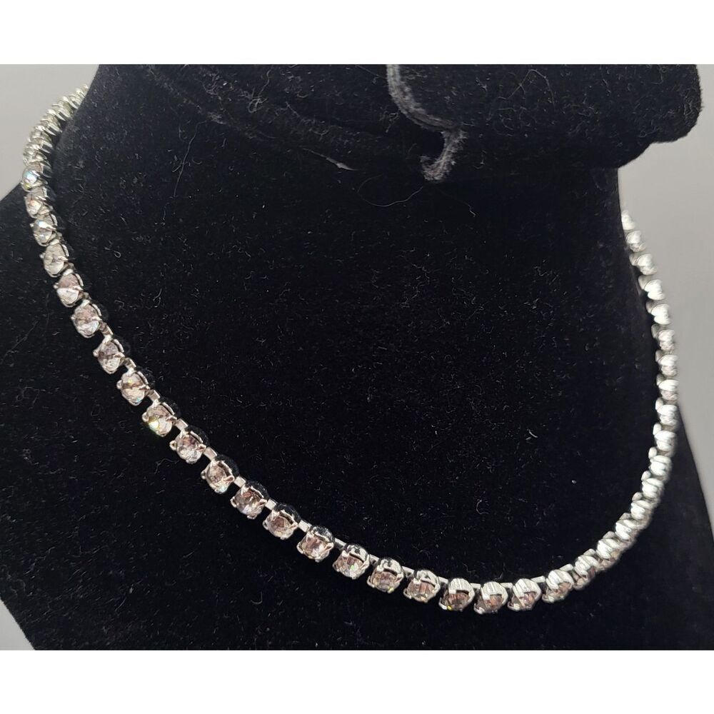 Vintage Glamour Large Rhinestone Single Strand Necklace Hollywood 15in